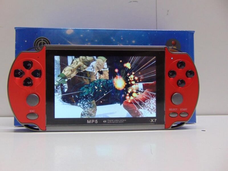 Videoconsola con juegos a estrenar