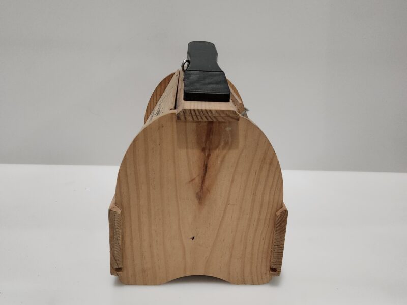 Caja zapatero limpiacalzados