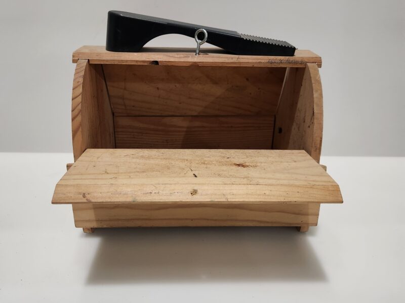 Caja zapatero limpiacalzados